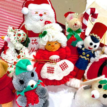 VINTAGE: 17pc - Mixed Fabric Ornaments - Holiday, Christmas - Christmas Finds - Crafts - SKU Tub-397-00034518 