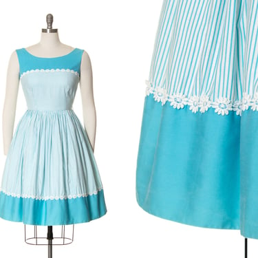 Vintage 1960s Sundress | 60s Striped Cotton Blue White Daisy Floral Trim Fit and Flare Full Skirt Swing Day Dress (small) 
