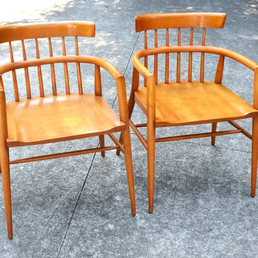 Vintage Planner Group Maple Captains Chairs Model 1532 by Paul McCobb for Winchendon Furniture  - Pair 
