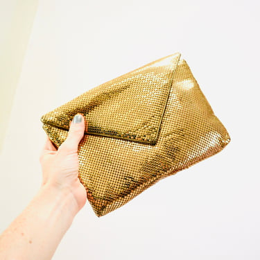 1970s 80s Vintage Gold Mesh Evening Bag purse Clutch Whiting and Davis Chainmail // Vintage Gold Metallic Metal Mesh Bag Small medium 