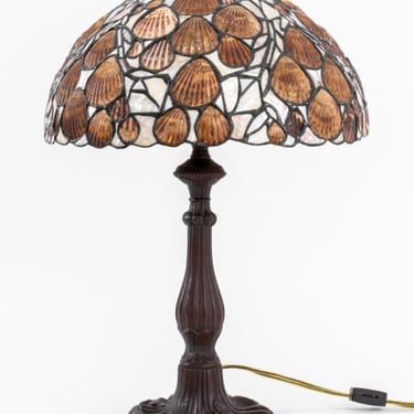 Hoosin Style Seashell &amp; Mother of Pearl Table Lamp