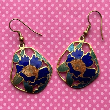 cloisonné flower earrings vintage 70s pierced floral enamel hooks vintage jewelry 