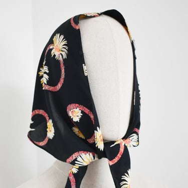 1940s Daisy Print Rayon Curved Scarf 