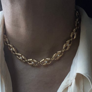 vintage ornate faux petite pearl necklace 