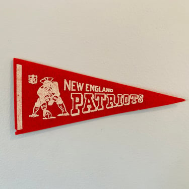 Vintage Small New England Patriots 8 Inch NFL Pennant 