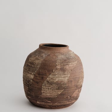 Textured Ceramic Vase 