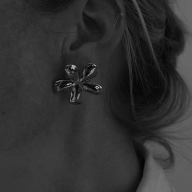 Bliss Studs