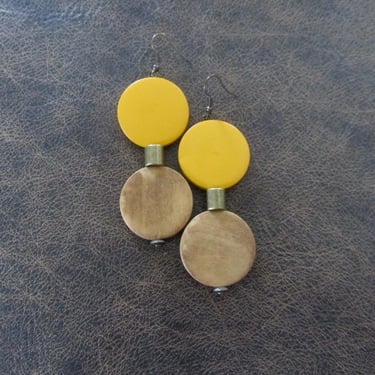 Mid century bold wooden earrings, yellow 