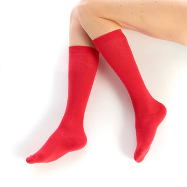 raspberry-colored cashmere plain knee-high socks