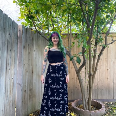 Vintage 1990’s Black and White Floral Stretchy Maxi Skirt 