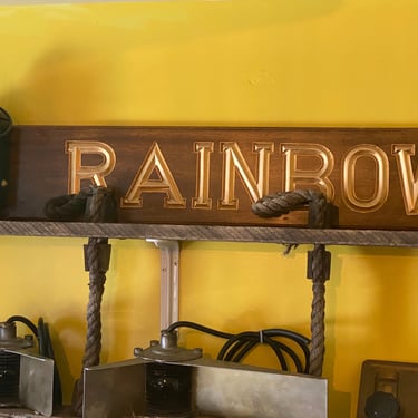 Quarter Board, "Rainbow", with Tung Woo Illumated Lamp