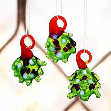 SUPPLY: 10pc - Mini Lamp Work Glass Christmas Tree Charm Ornaments - Mini Feather Tree - Jewelry Making - Holiday Crafts - SKU-6-C5-00028308 