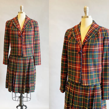 1960s Plaid Suit / Wool Tartan Plaid Pleated Skirt and Jacket / Woman's Tartan Suit / Size Small 