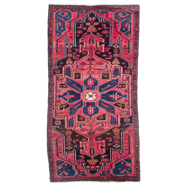 Mid-20th Century Zanjan Persian Rug (3'5" x 7')