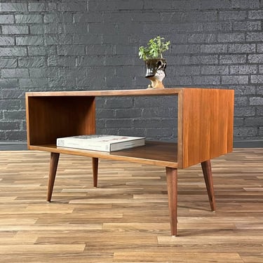 Milo Baughman Walnut Credenza/Bookcase for Glenn of California, c.1950’s 