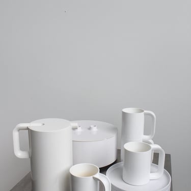 Dinnerware Set by Vignelli for Heller