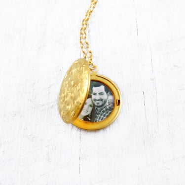 Personalized Photo Locket, Gold Locket, Initial Jewelry, Picture Locket, Personalized Necklace, Photo Jewelry, Wedding Gift 