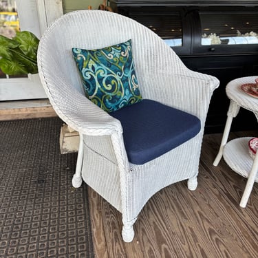 Lovely Lloyd Loom Wicker Chair