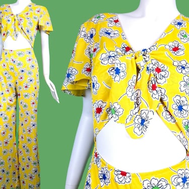 Vintage 70s doodle jumpsuit. One piece yellow with flowers. Wide leg bell bottoms. Tie front. Sexy hippie. (Size S) 