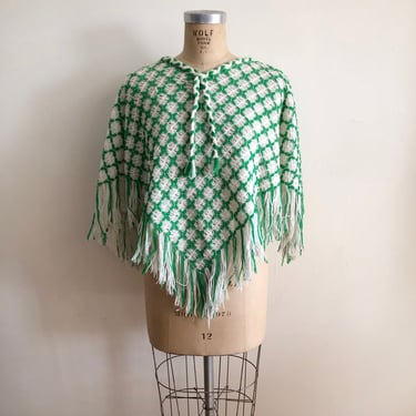 Green and Cream Loomed Poncho - 1970s 