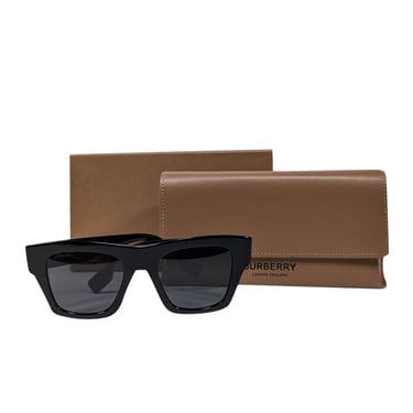 Burberry - Black Square Sunglasses