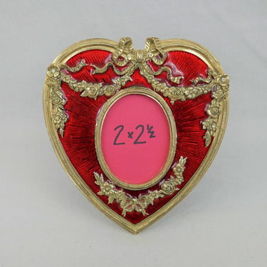 Heart-Shaped Enamel Picture Frame - Gold Tone Metal w/ Red - Terragraphics - Oval opening golds a 2