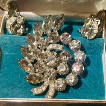 1950’s Weiss Brooch and Earring set