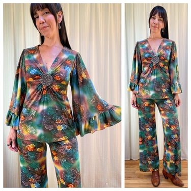 70s green floral two piece bell sleeve and bell bottom set 