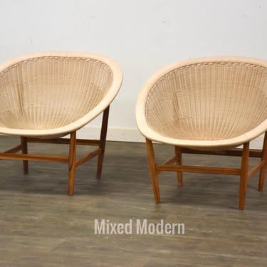 Nanna and Jørgen Ditzel Teak Lounge Chairs - A Pair 