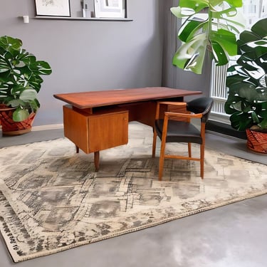 Mid-Century Teak Executive Desk Series RT 200 by Heinrich Riestenplatt 1960s 