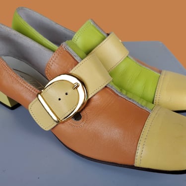 Colorblock 60s mod shoes. Vintage Viva Americana. Leather pastels orange chartreuse butter. Big gold buckle MONK strap. (8.5 NARROW) 
