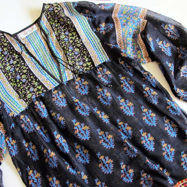 Vintage 70s Deadstock Indian Cotton Block Print Floral Blouse L - 1970s Black Blue  Boho Gauze Cotton Long Sleeve Top - Hippie Boho Style 