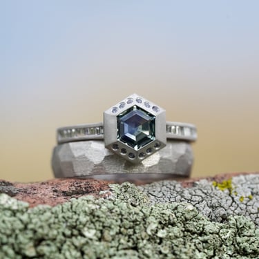 Artifex Solitaire with Hexagon Sapphire & Diamonds