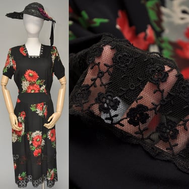 1940s black floral dress with lace inserts S/M 
