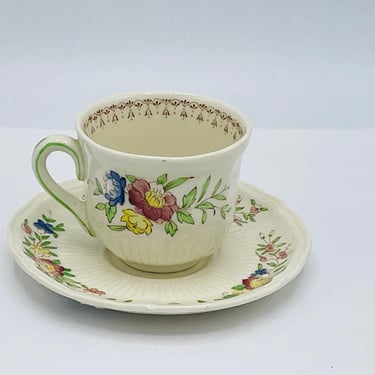 Lovely Vintage  " Chiltern" pattern Demitasse cup and saucer by Royal Doulton, Made In England 