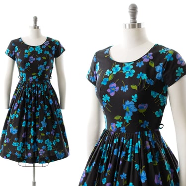 Vintage 1950s Dress | 50s Dark Floral Print Cotton Black Blue Purple Fit and Flare Tea Day Dress (small) 