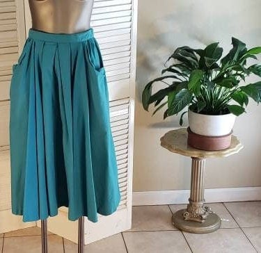 Vintage Classic 40s/50s Green Cotton Skirt Pockets!! 25