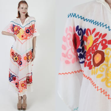 White Mexican Lightweight Caftan, Embroidered Summer Floral Beach Cover Up, South American Once Size Resort Maxi Dress 
