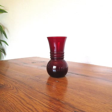 Vintage Anchor Hocking Harding Ruby Red Glass Vase 