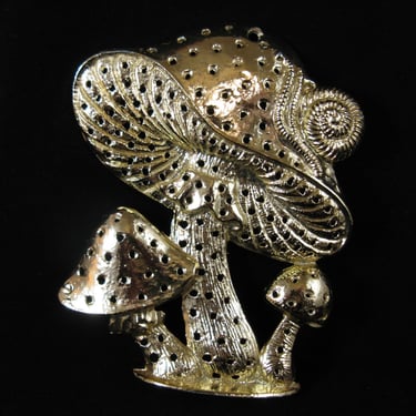 vintage mushroom earring holder 1960s Torino gold toadstool jewelry display 