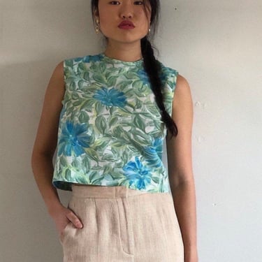 60s cotton sleeveless blouse / vintage aqua watercolor floral button back sleeveless crop top cropped blouse | Small 