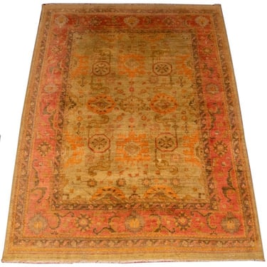 Indian Wool Pile Carpet, 13' 8&quot; x 10'