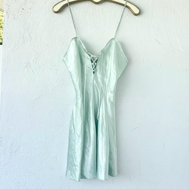 women's formal dress Women Long Dresses with Pleats Simple Elegant Evening Gowns for Prom (US, Numeric, 14, Regular, Regular, Burgundy) at Amazon Clothing store YGroup_LadiesSleevelessGolfPolo main image 0