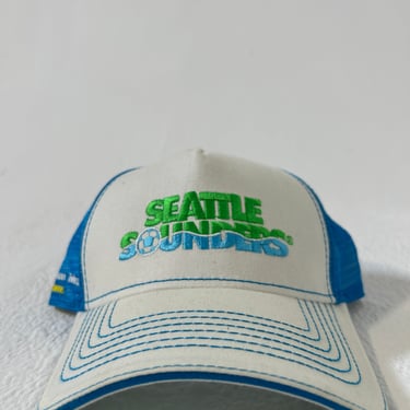 Retro Seattle Sounders Mesh Trucker Snapback Hat