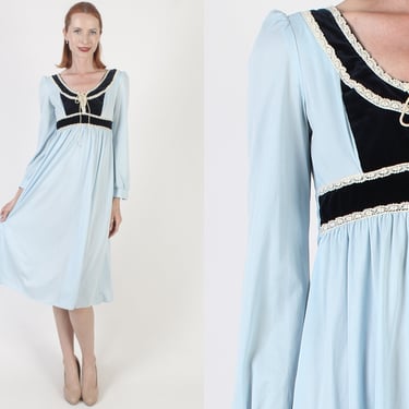 Navy Velvet Corset Dress / Vintage 70s Plain Blue Bohemian Midi / Attached Waist Sash / Medieval Times Festival Outfit 