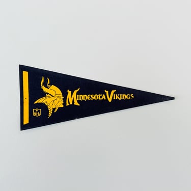 Vintage Minnesota Vikings Small 12 Inch NFL Pennant 