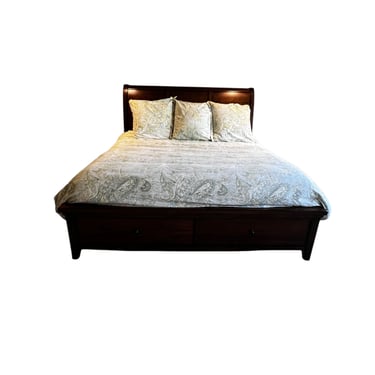 Aspen Home Caimbridge King Bed Frame,Nightstands,Desk DG233-08