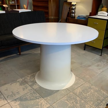 Vintage Umbo Dining Table by Kay LeRoy Ruggles