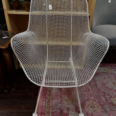 Russell Woodard sculptura chair. 27” x 23” x 37” seat height 18” 