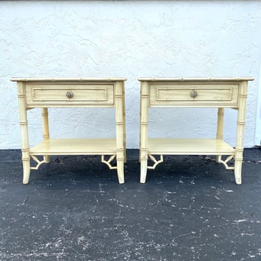 Set of 2 Thomasville Allegro Nightstands FREE SHIPPING - Vintage Faux Bamboo Fretwork Hollywood Regency End Tables 